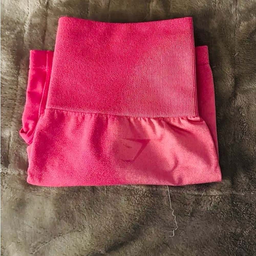 Gymshark Women's Blur Seamless Short Pink Size Xs NWT Gym Workout